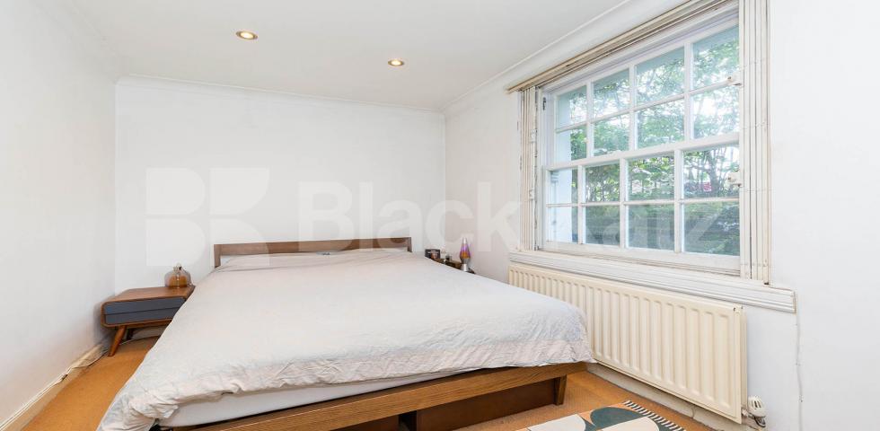 Stunning spacious one bed in Camden with a modern kitchen and bathroom Stratford Villas, Camden Square